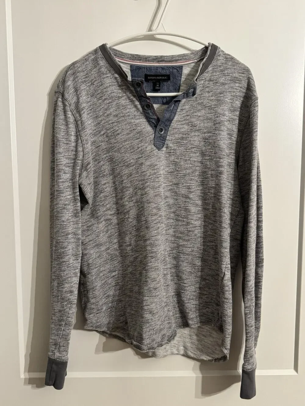 Banana Republic Mens Henley Baseball Shirt Sz M Tall Heather Gray Gorpcore Prep